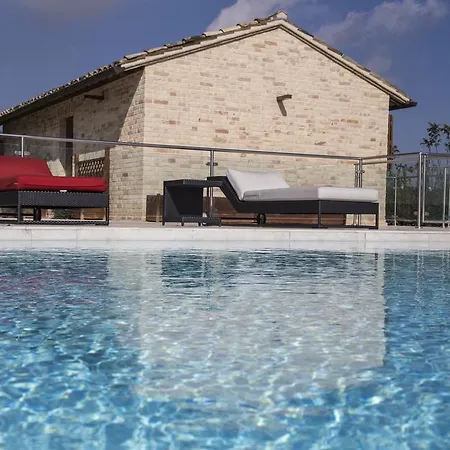 Boutique Magnolia 3* Carassai